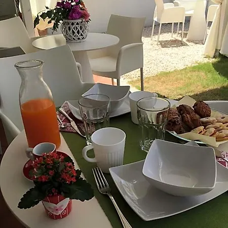 Garden Πανσιόν