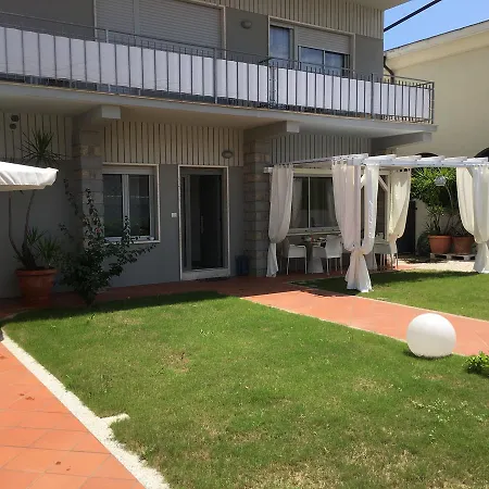 Garden بيت ضيافة
