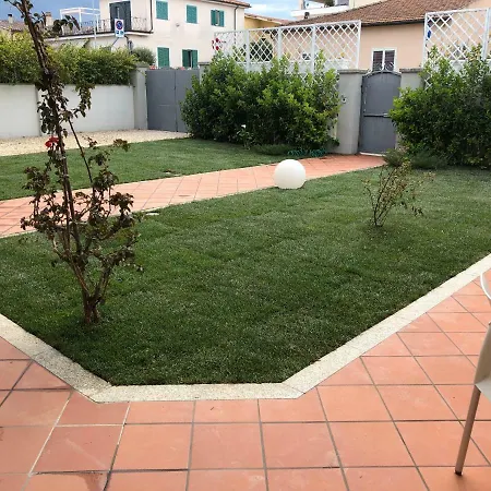 Garden 3*