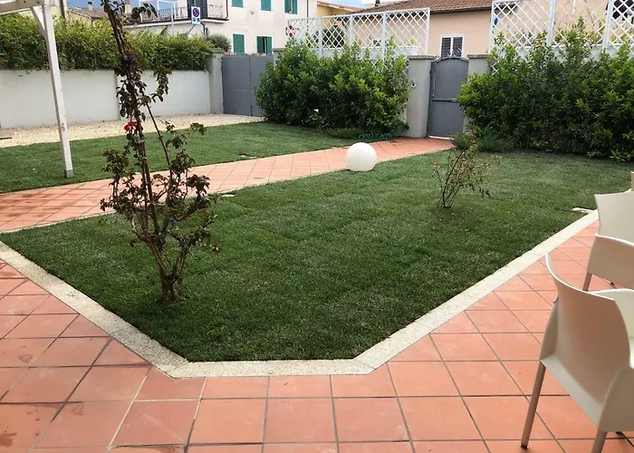 Garden 3*